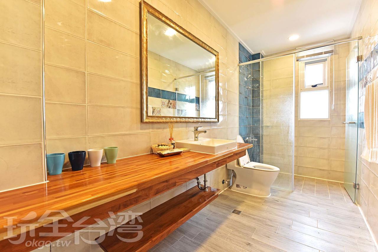 夏日澄藍the Charming Land Apartman Pajsa Kültér fotó