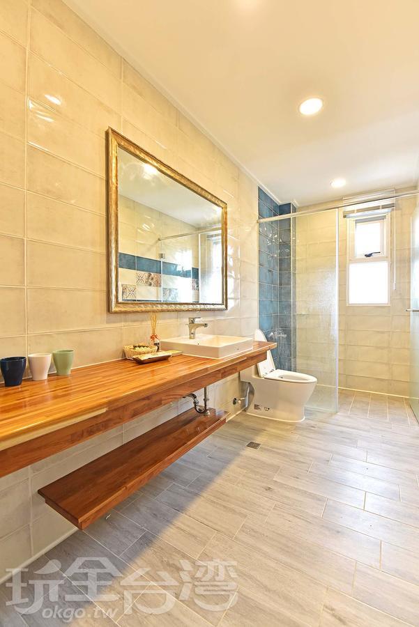 夏日澄藍the Charming Land Apartman Pajsa Kültér fotó
